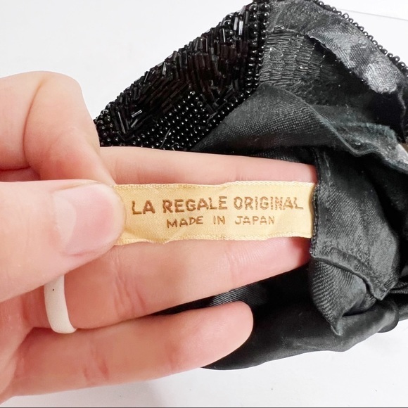 Vintage 50’s La Regale Original Black Beaded Flower Clutch Purse - Picture 5 of 6